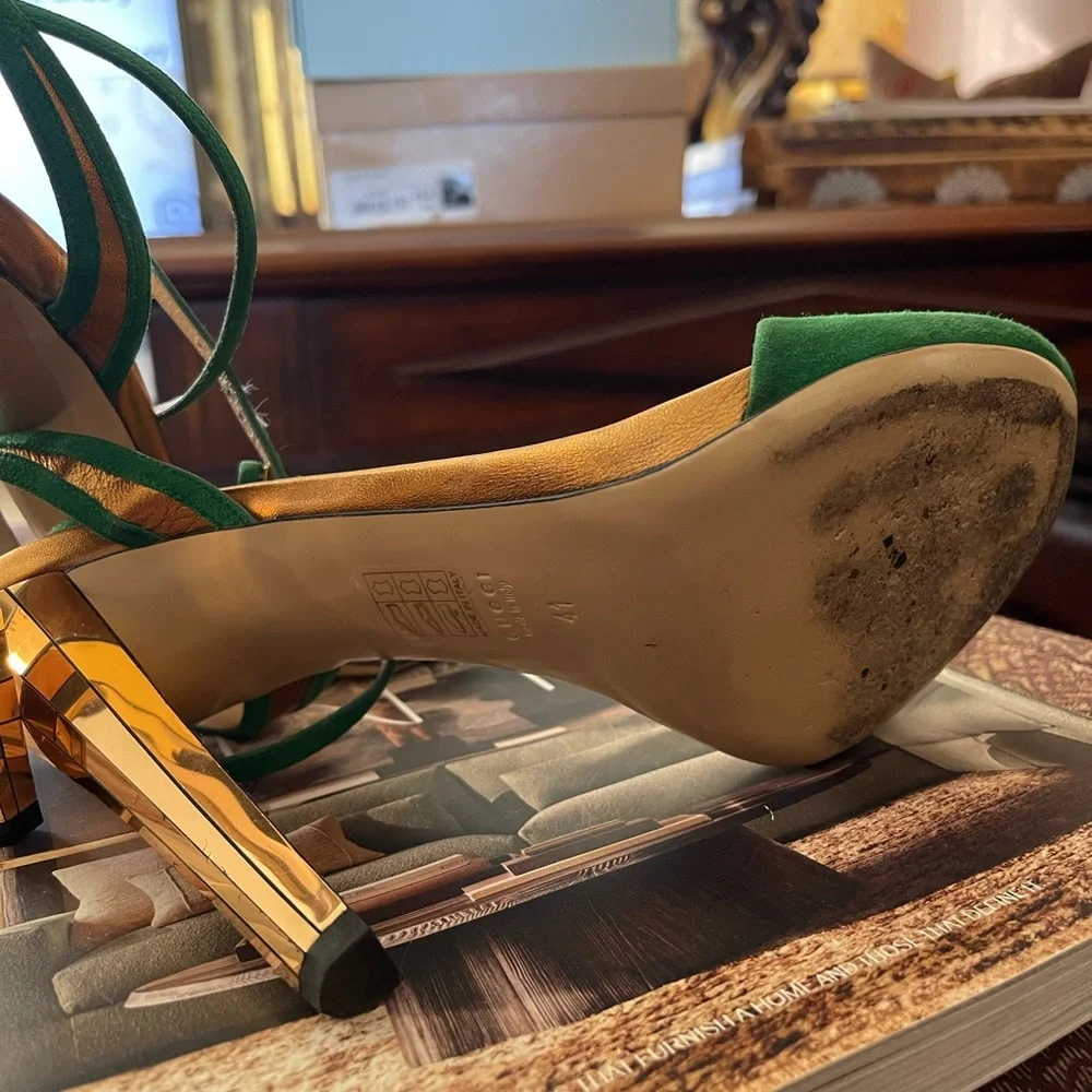 Gucci by Tom Ford RunwayGreen Suede Ankle-Tie High Heels with Metallic Gold Heel - Picture 7 of 8